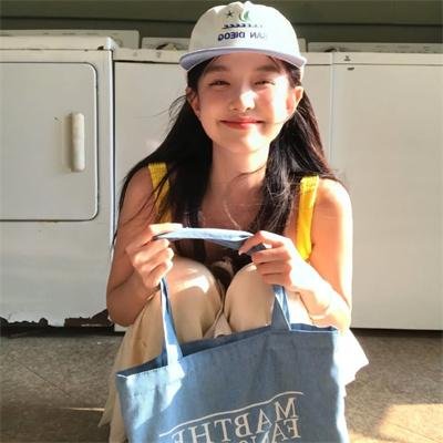 芙洛拉与儿子